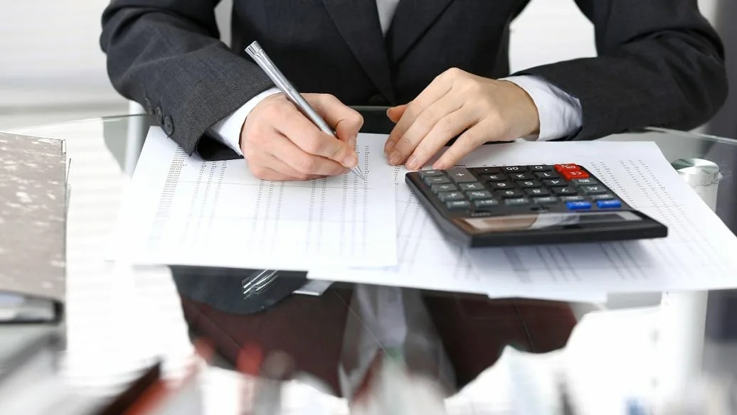 ما هي القيود المحاسبية